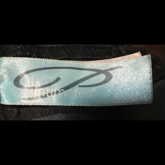 2 bras - Picture 2 of 6